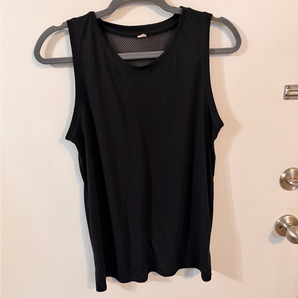 Old Navy Workout Top with Tie Back
